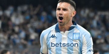 [Deportes] Racing se impone a Estudiantes RC con un claro 2-0 en la Liga Profesional
