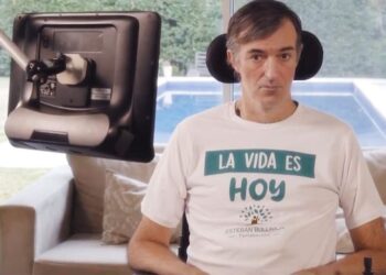 Esteban Bullrich: “La ELA se está llevando mi cuerpo, no debería llevarse también mi dinero”