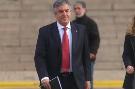 Versión Explosiva: Gregorio Dalbón revela la razón por la que no desplazan a Manuel Adorni: “Quieren evitar que hable”.
