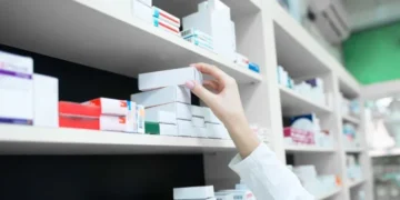 Cierre total: la cadena farmacéutica Dr. Ahorro baja sus persianas al no encontrar un comprador.