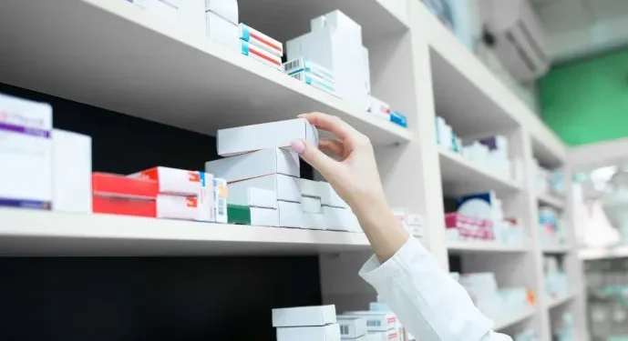 Cierre total: la cadena farmacéutica Dr. Ahorro baja sus persianas al no encontrar un comprador.