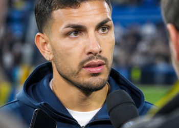 Paredes se pronuncia tras el empate de Boca: niega conflictos con Riquelme y critica al arbitraje
