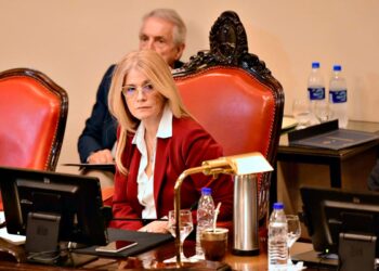 La tensión interna del PJ impide la creación de la comisión encargada de los cambios electorales en Buenos Aires