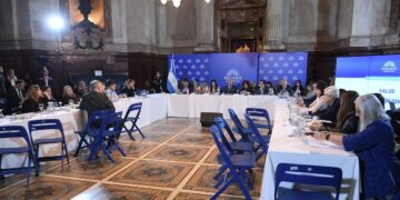 El Senado reanuda el debate sobre la reforma de la ley de salud mental con más de 30 expositores