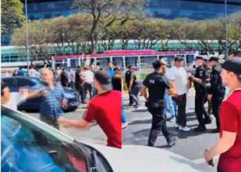 Altercados en el Concejo Deliberante de Mar del Plata: taxistas y conductores de aplicaciones protagonizan un violento enfrentamiento