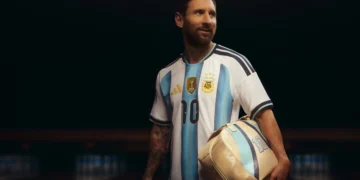 El conmovedor gesto de Messi con la hija de un futbolista argelino tras la victoria de Argentina en el Mundial