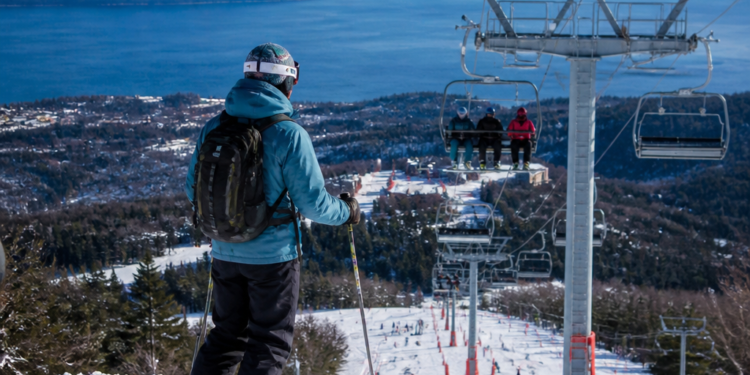 Costos de esquí en Bariloche para 2026: precios de ascensos, indumentaria y equipo