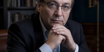 Gabriel Rolón, psicólogo: “Somos lo que hacemos con lo que los recuerdos hicieron de nosotros”