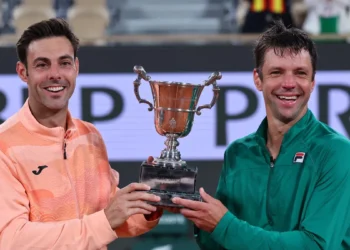 Horacio Zeballos avanza a las semifinales de dobles en Roland Garros en busca de un nuevo título