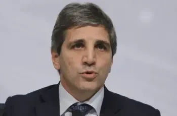 Luis Caputo responde al gobernador Quintela: ‘Matón de barrio’