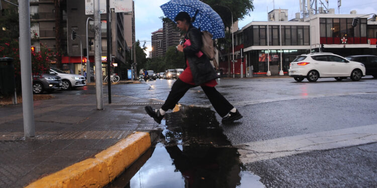 Se aproxima un fenómeno climatológico que traerá días húmedos y frescos: áreas afectadas