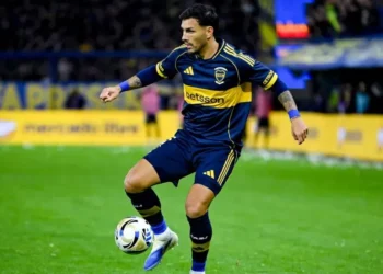 El compromiso de Paredes con Boca se mantiene a días de la final del Mundial