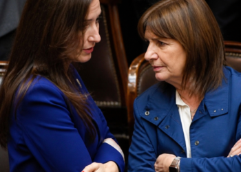 Intensa disputa entre Villarruel y Bullrich tras la victoria de la Selección