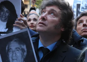Conmemoración por el atentado a la AMIA: Milei exige agilidad en la Justicia