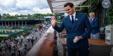 El imagen solitaria de Roger Federer en Wimbledon que sorprendió al mundo