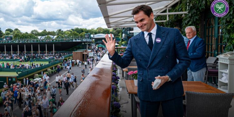 El imagen solitaria de Roger Federer en Wimbledon que sorprendió al mundo