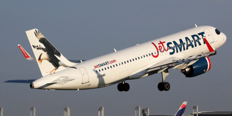 Jetsmart implementará wifi de Starlink en sus aviones a partir del próximo año
