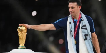 Primera aparición de Scaloni en Pujato tras la final del Mundial que sorprendió a muchos