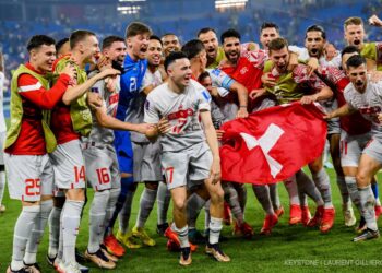 Suiza y Argelia se enfrentan en un partido decisivo por un lugar en cuartos de final