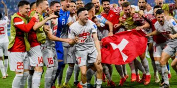 Suiza y Argelia se enfrentan en un partido decisivo por un lugar en cuartos de final
