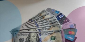 Cotización del dólar oficial y dólar tarjeta para el 28 de julio
