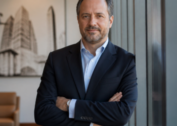 Estanislao Bachrach: “La toma de decisiones no depende de lo que tengo, sino de lo que soy y lo que quiero ser”