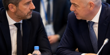 La AFA solicita a la FIFA el uso de la camiseta alternativa ante Inglaterra