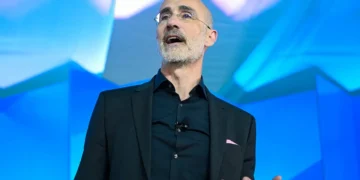 Arthur Brooks, académico de Harvard: “Las personas más felices son las que nunca dejan de aprender”