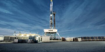 YPF vende dos bloques petroleros en Mendoza por USD 405 millones para impulsar su expansión en Vaca Muerta