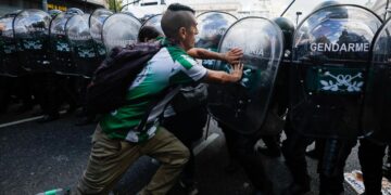 El gobierno nacional inicia acciones legales por un supuesto atentado contra la democracia