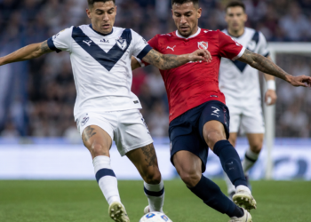 Vélez e Independiente se enfrentan en un duelo crucial del Clausura: horarios, alineaciones y transmisión