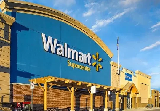 Acciones de Walmart caen un 8% tras decepcionantes resultados del segundo trimestre