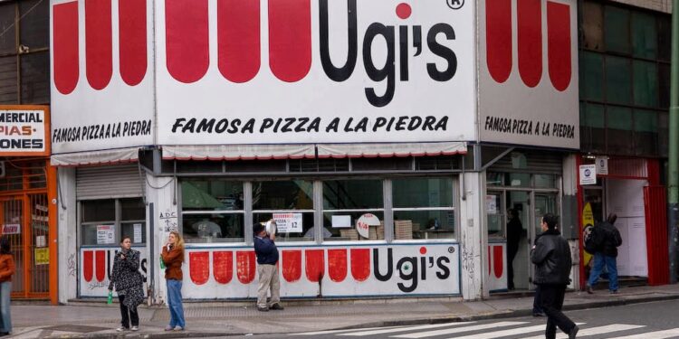 El auge de las pizzas y empanadas accesibles: quiénes son los protagonistas de esta tendencia