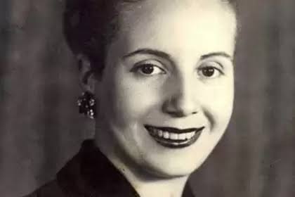 A 74 años de la muerte de Evita
