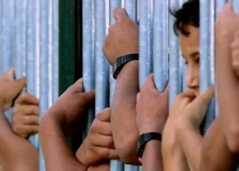 La Justicia considera inconstitucional la reducción de la edad de punibilidad en un caso de un adolescente de 14 años