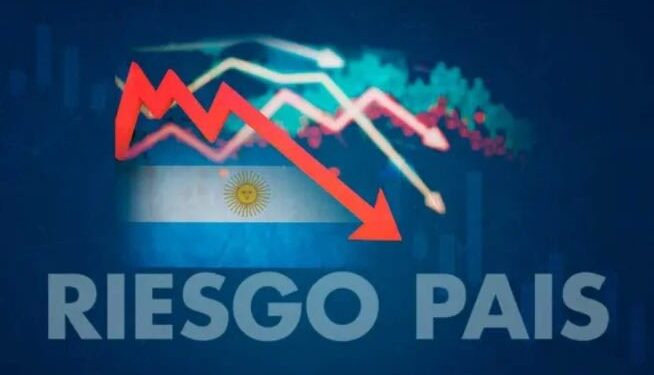 Disminuye el riesgo país y aumentan acciones y bonos argentinos
