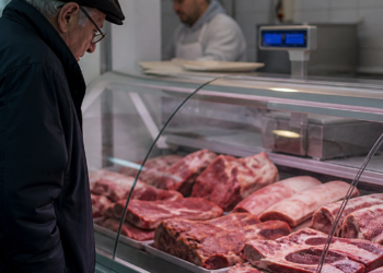 El consumo de carne vacuna en agosto alcanza su nivel más bajo en dos años