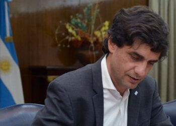 Lacunza advierte sobre los peligros del kirchnerismo y la necesidad de cambios en el Gobierno