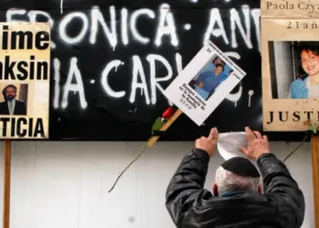 Procesamiento de ocho exfuncionarios por el atentado a la AMIA