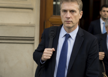 Cierre definitivo de la causa contra un exfuncionario de la DGI que denunció protección a los Kirchner y Báez