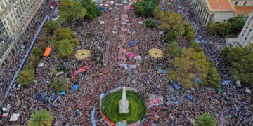 Organizadores de la Marcha del Orgullo Gay rechazan postergarla por la visita papal