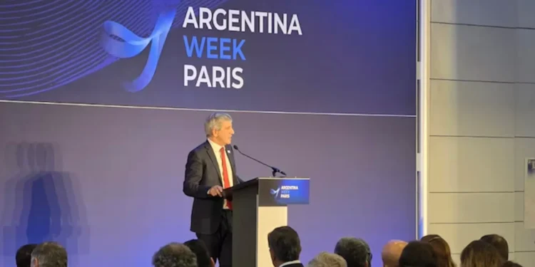 Acuerdos de inversión de USD 27.000 millones en el Argentina Week en París