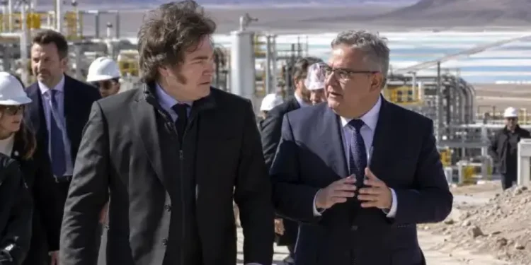 Javier Milei visitará Catamarca para inaugurar planta de litio con un gobernador peronista aliado