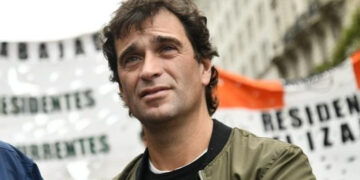 Gabriel Solano presentó una denuncia penal contra Javier Milei y Luis Caputo por incumplir la Ley de Financiamiento Universitario