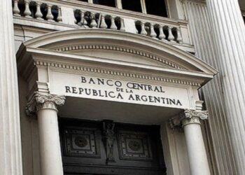 La morosidad financiera comienza a descender y el crédito se recupera con tasas más accesibles