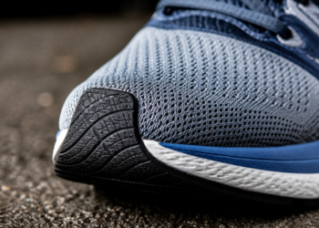 Función de la puntera de goma en las zapatillas deportivas