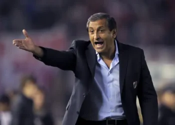 La situación de Ramón Díaz y el respaldo del plantel a Ponzio en River