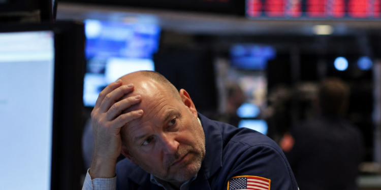 Un septiembre para olvidar en el mercado: análisis sobre el impacto en acciones y bonos
